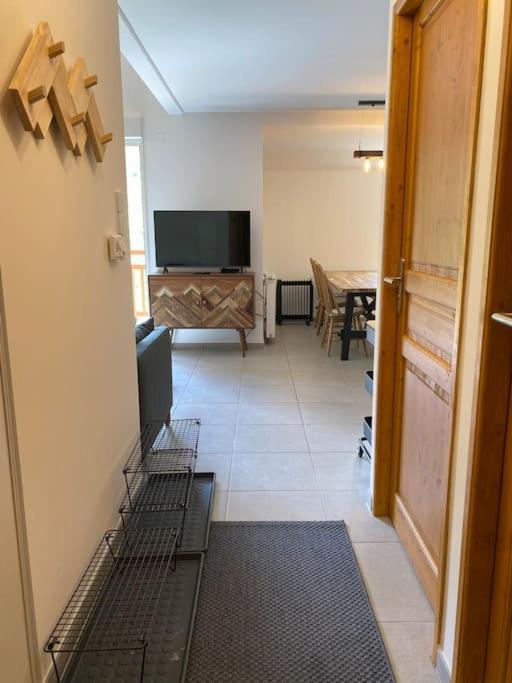 Charmant T4 Duplex Vue Montagne Loudenvielle Exterior foto
